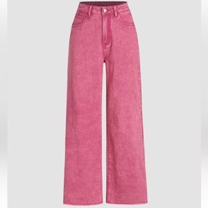 Pink high waisted pants.